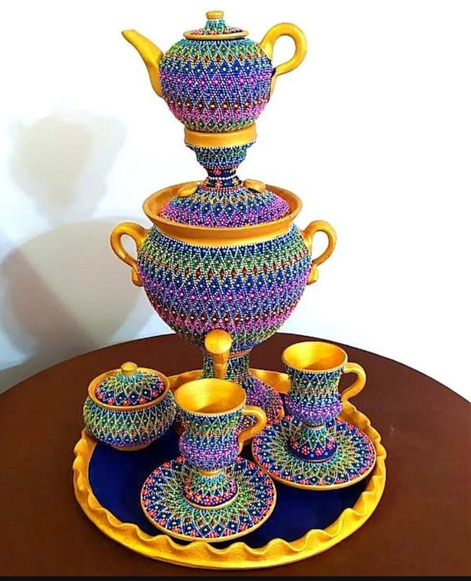 سرویس سماور نقطه کوبی شده در دو رنگبندی شیک