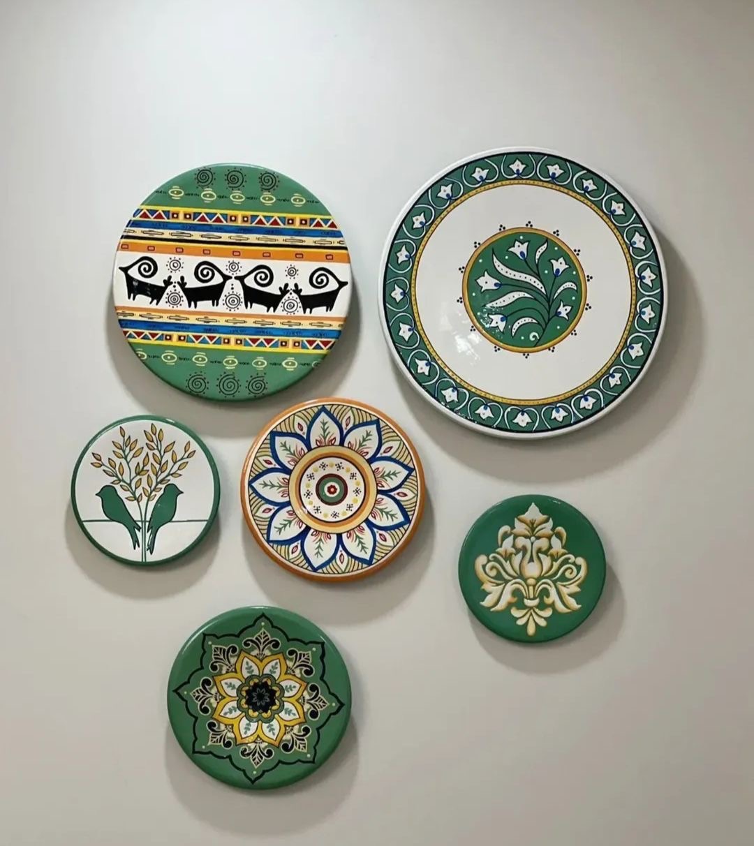 دیوارکوب ۶ تیکه خاص استفاده شده از رنگ اکرلیک ضد آب